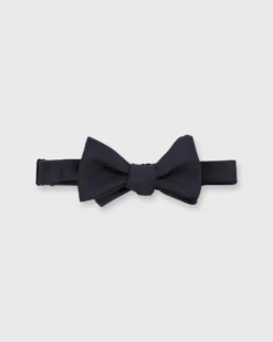 Formal Bow Tie In Navy Silk Faille