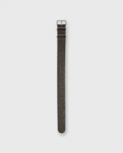 One-Piece Watch Strap In Chocolate Sharkskin